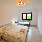200 Qm,