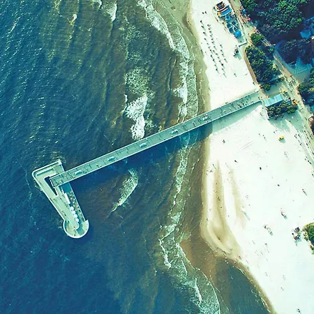 Vakantiehuis 200 Qm, *